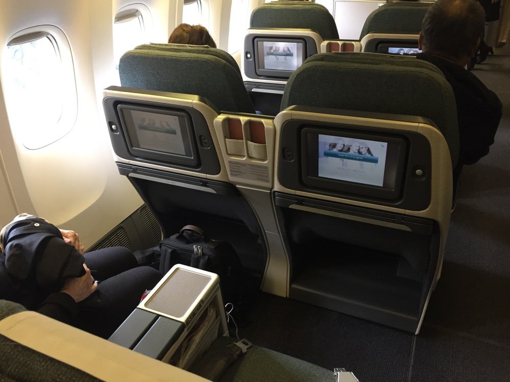 Review Cathay Pacific Business Class 777 200 Hong Kong To