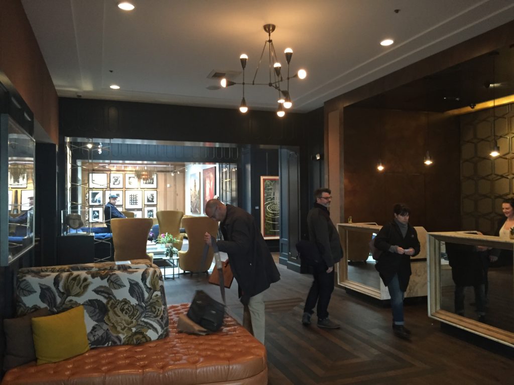 Review: Hotel Lucia Portland, Superior King