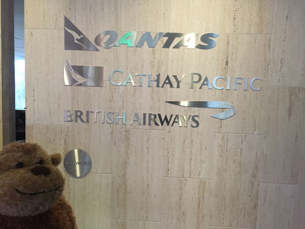 One World Lounge LAX Tom Bradley - 8 of 36