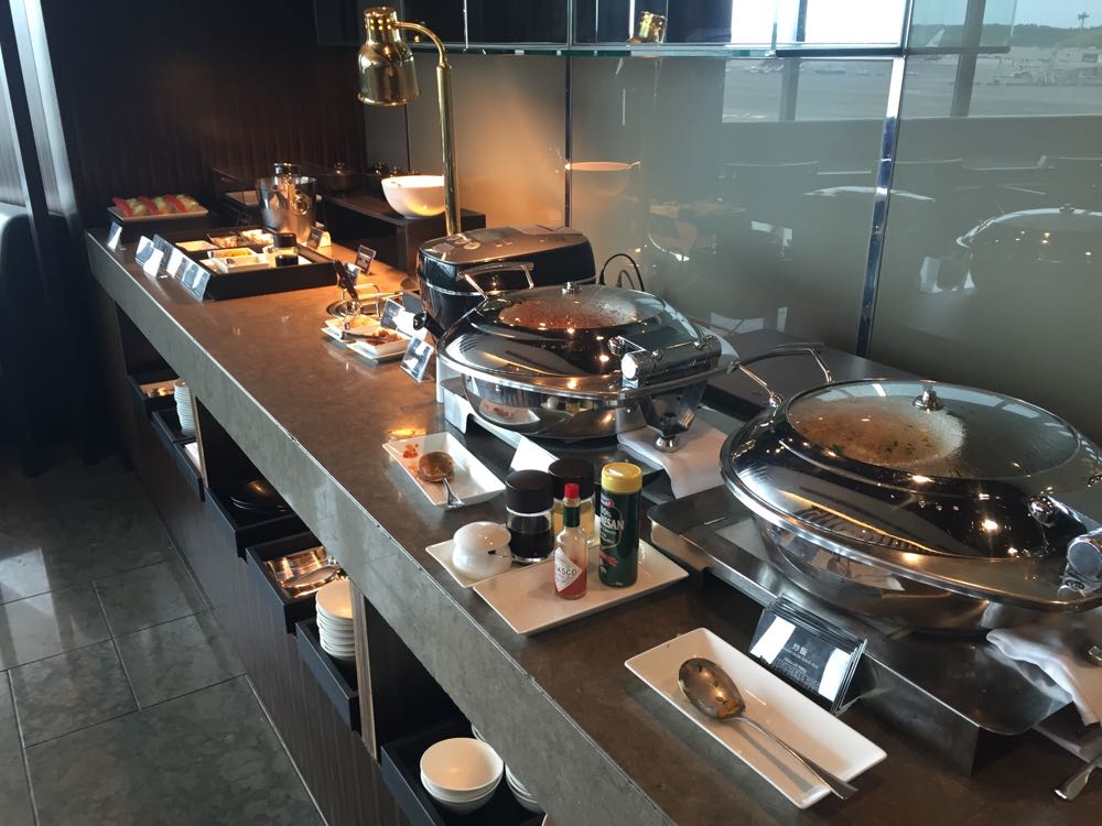 Japan Airlines First Class Lounge Tokyo Narita - 14 of 18