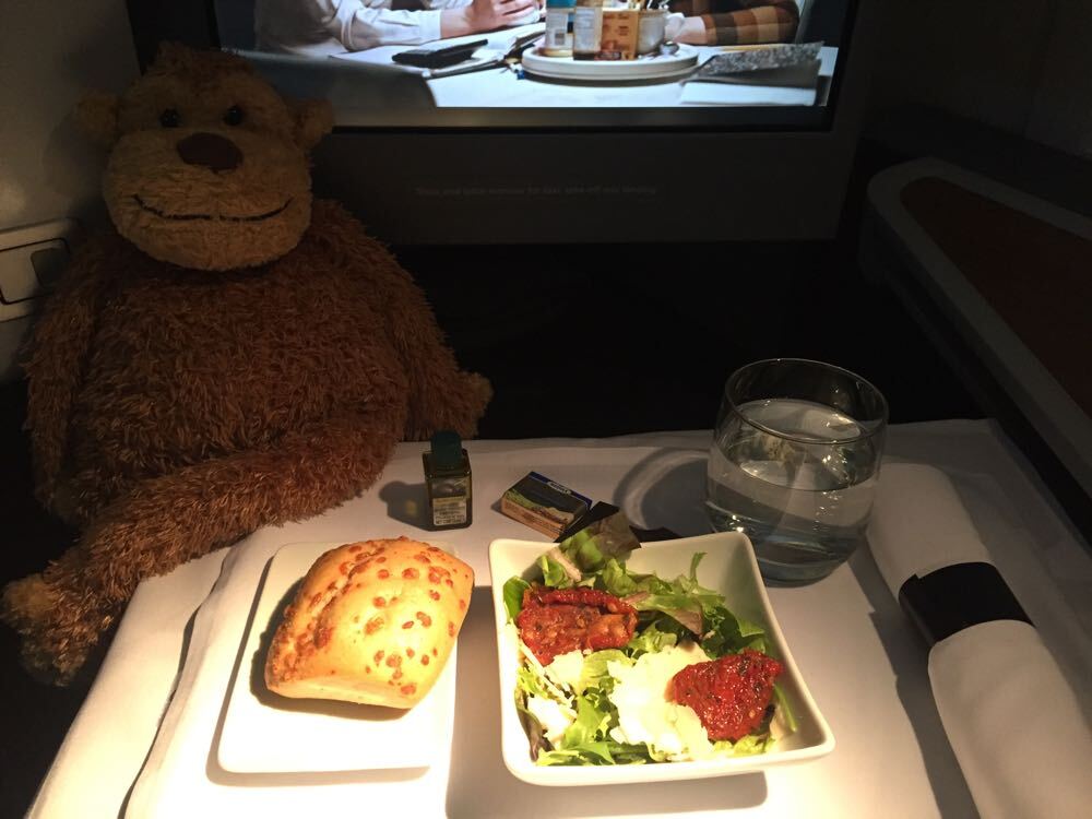 American Air Business Class 777-300 ER LHR-LAX Mini Cabin - 28 of 36