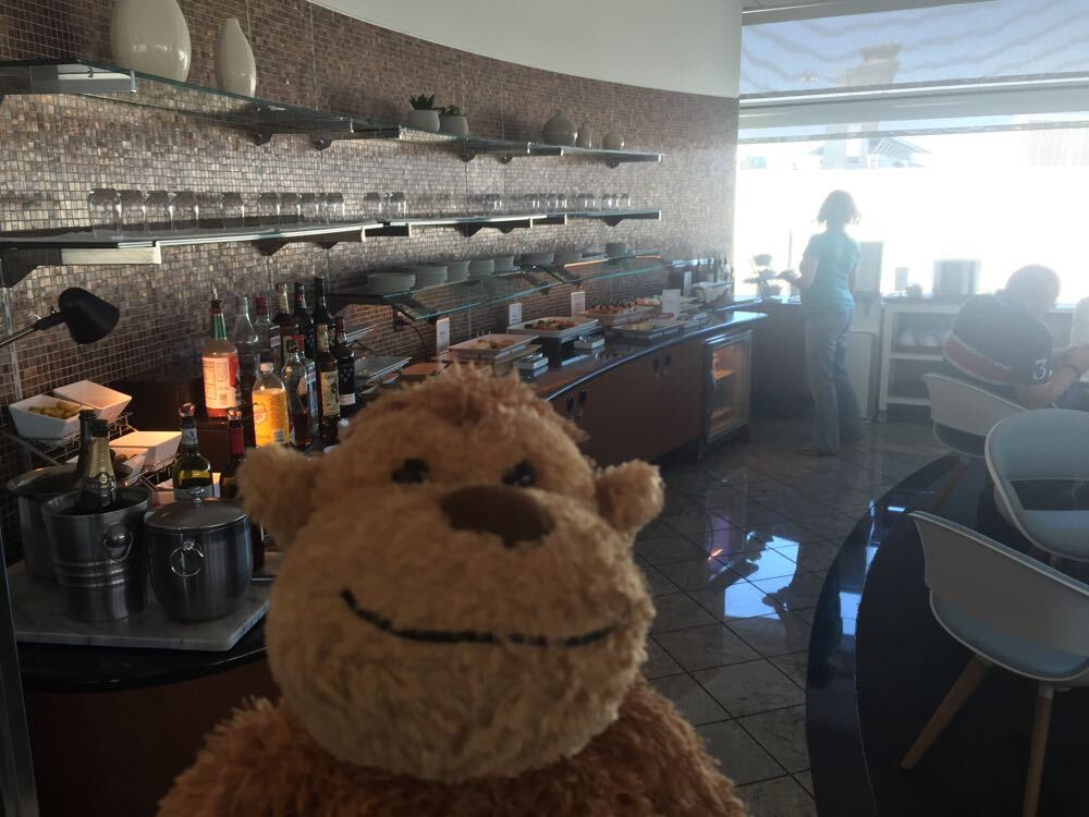 KLM Air France Business Class Lounge San Francisco SFO - 13 of 14