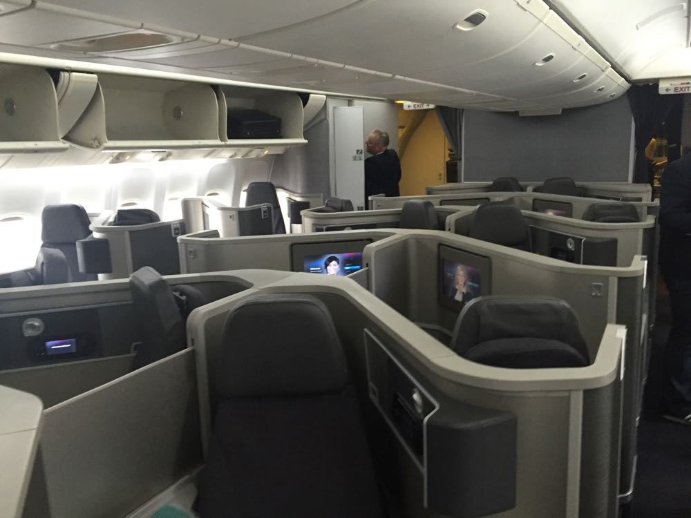 American Airlines Business Class 777-200 London to Chicago - 2 of 46