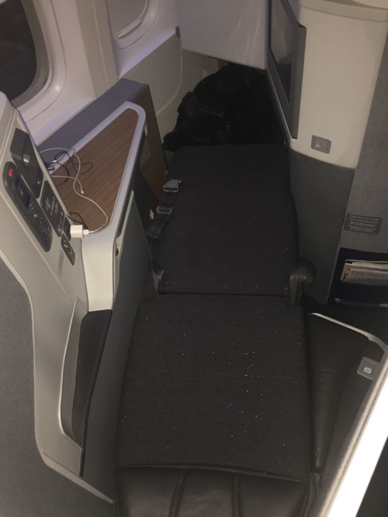 AA Business Class 777-300ER ORD-LAX - 18 of 22