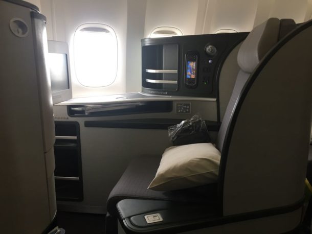 Review: EVA Business Class Royal Laurel TPE-SGN - Monkey Miles