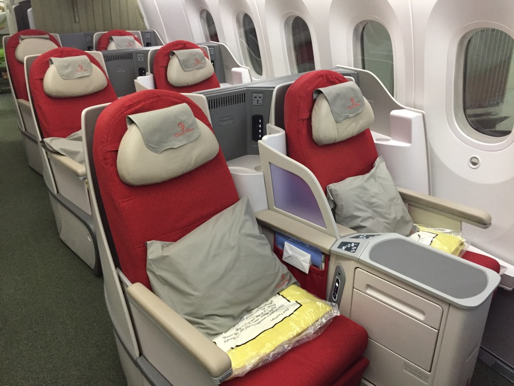 Ethiopian Airlines Business Class Cloud Nine LAX-DUB - 5 of 24