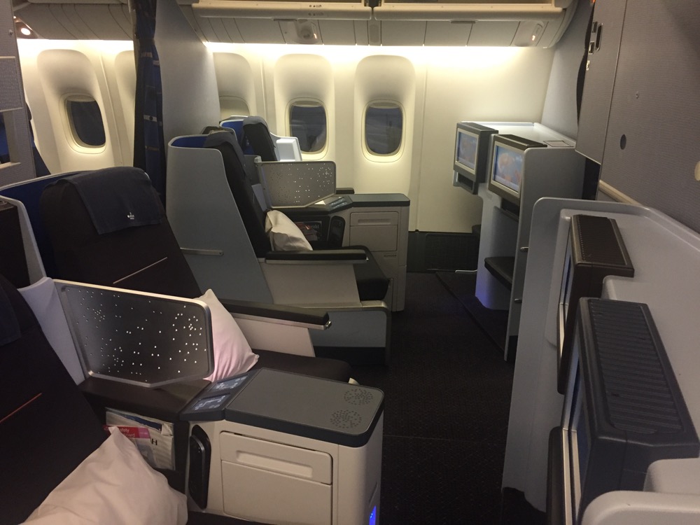 KLM business class 777-200 Bali to Singapore - 3 of 8