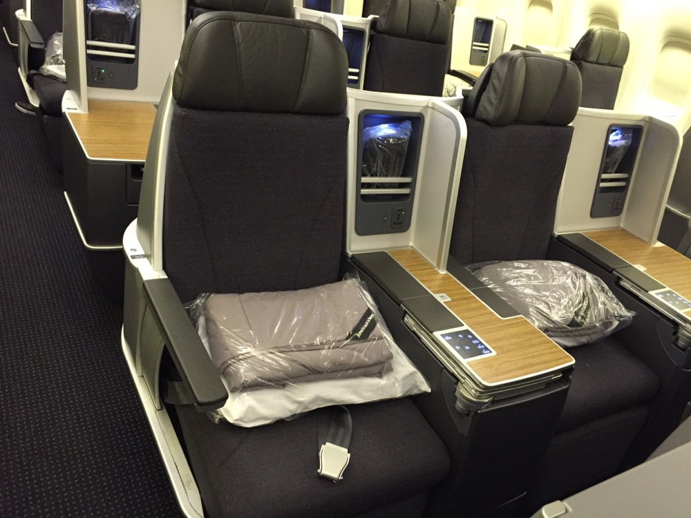 American Airlines Business Class 767-300 MAN-JFK - 2 of 25