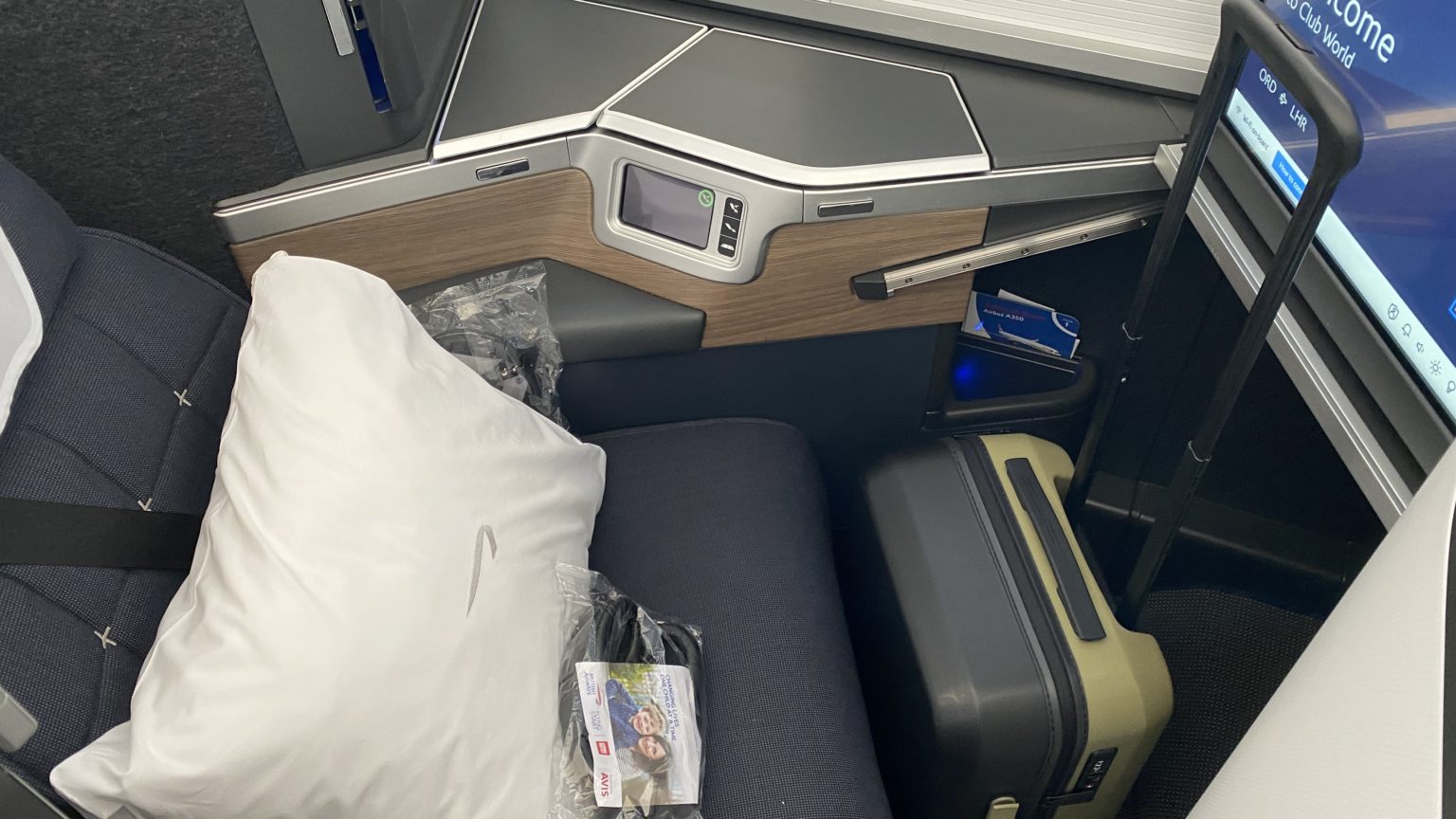 Review: British Airways Business Class Suites Chicago to London on the ...