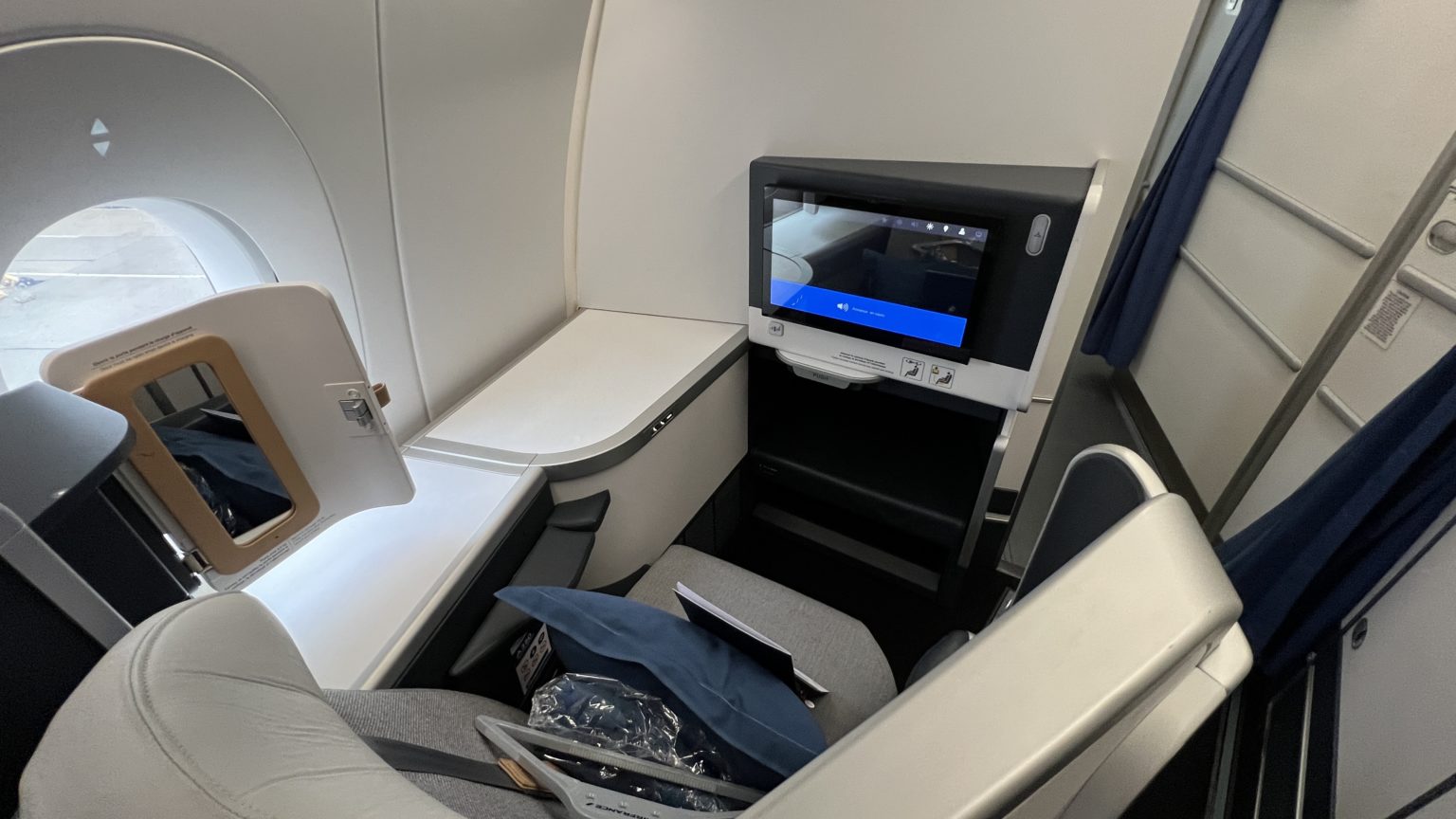 Air France Business Class A350-900 Atlanta to Paris Seat 1A1 - Monkey Miles