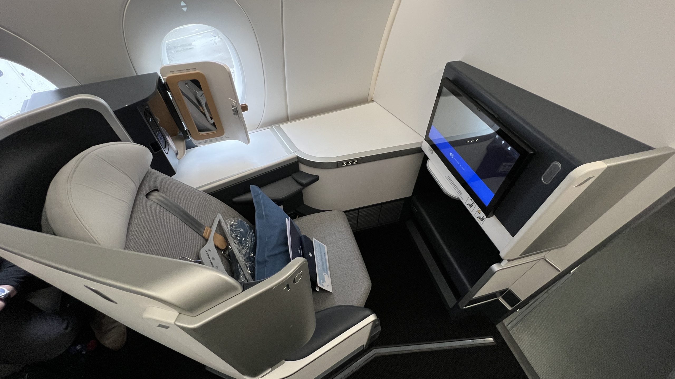 Air France Business Class A350-900 Atlanta to Paris Seat 1A2 - Monkey Miles
