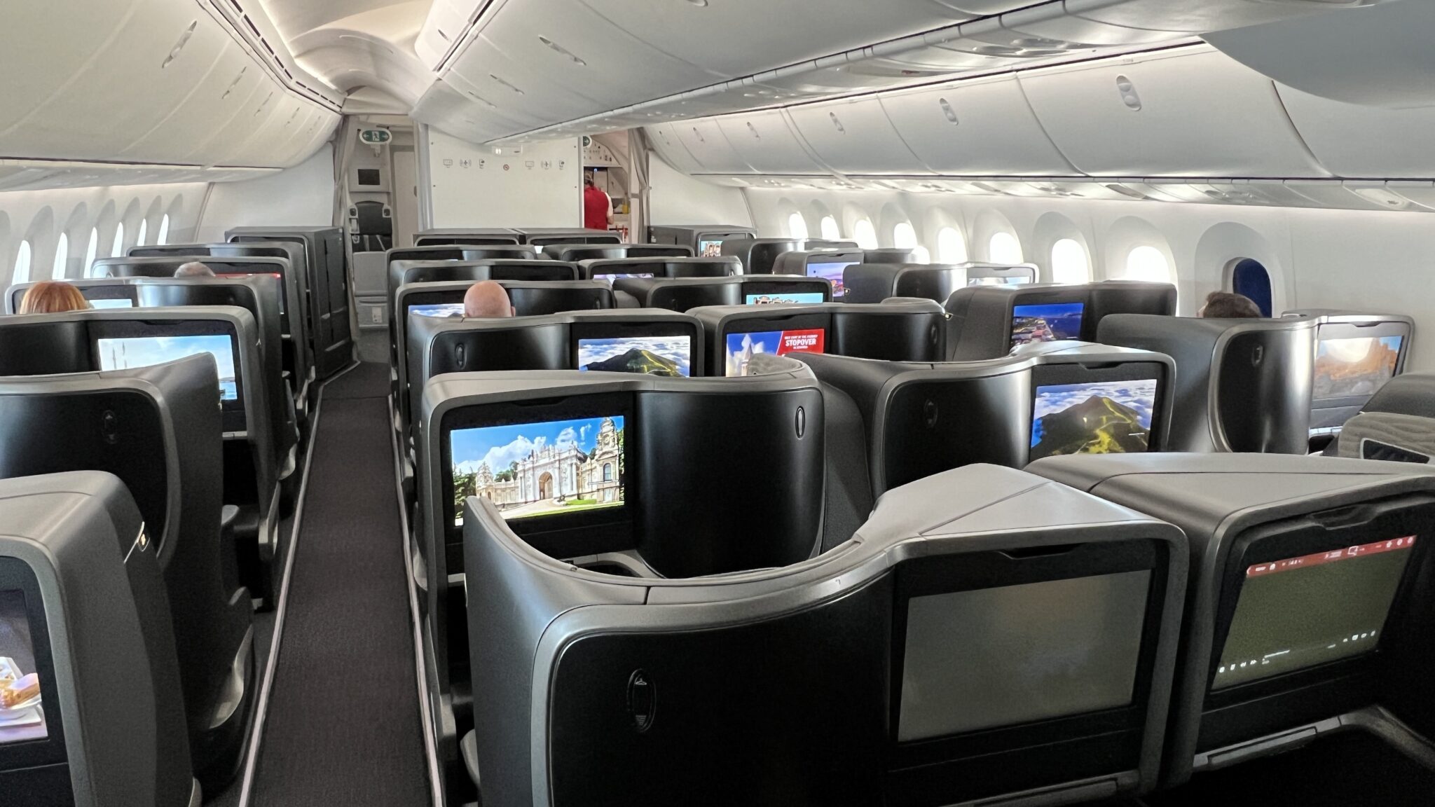 Too Short We Review A Stunning Turkish Airlines Business Class 787 9 Athens To Istanbul Monkey Miles