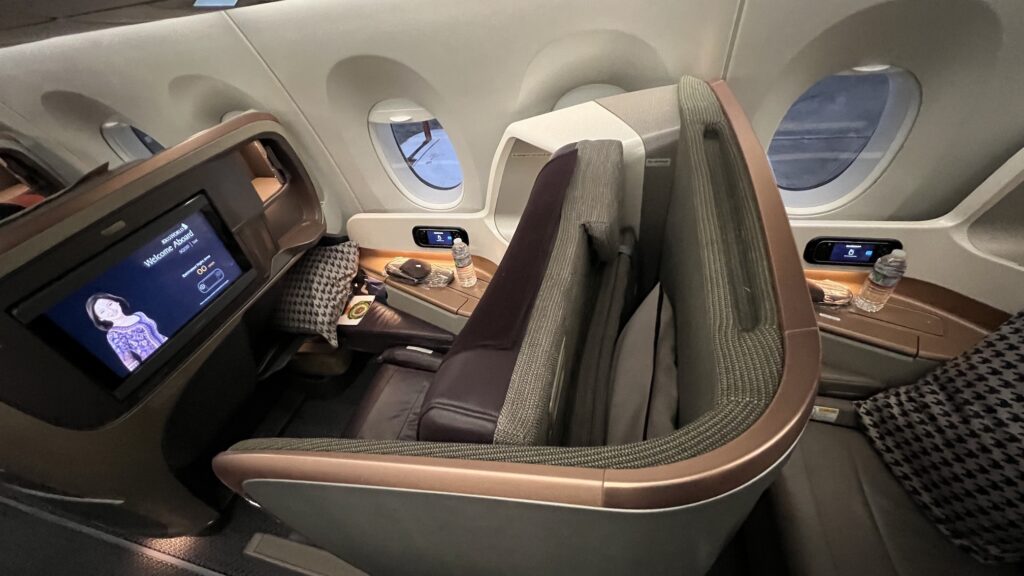 Review: Singapore Airlines Business Class A350-900 flight from Houston ...