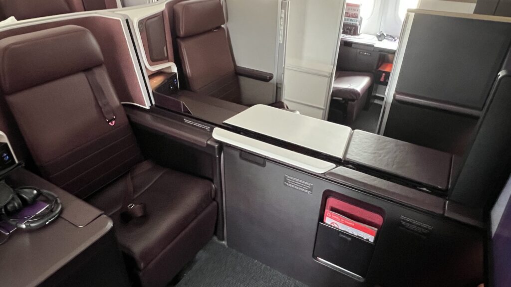 Review: Virgin Atlantic Upper Class A330-900neo + Is The Retreat Suite 